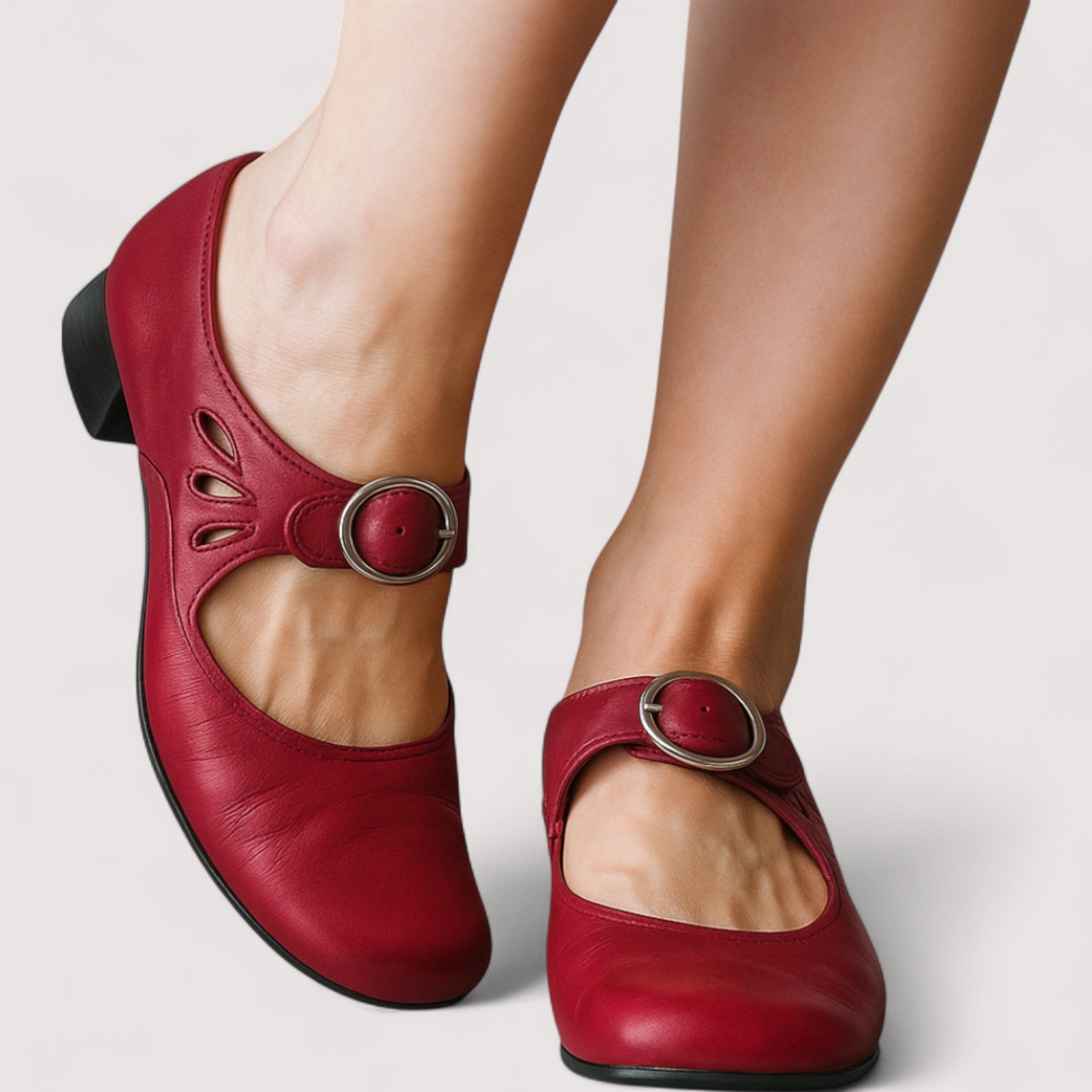 Marly - Klasszikus Magassarkú Műbőrből