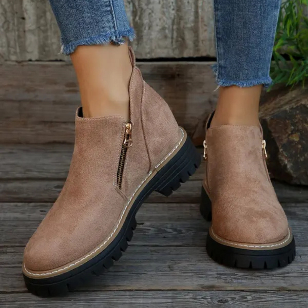 Isolde - Chic Suédine Bokacsizma