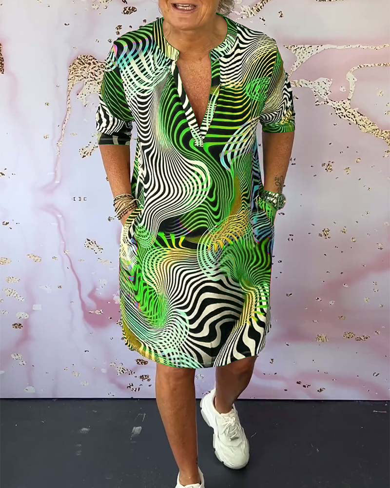 Ria - Elegáns V-nyakú Ruha