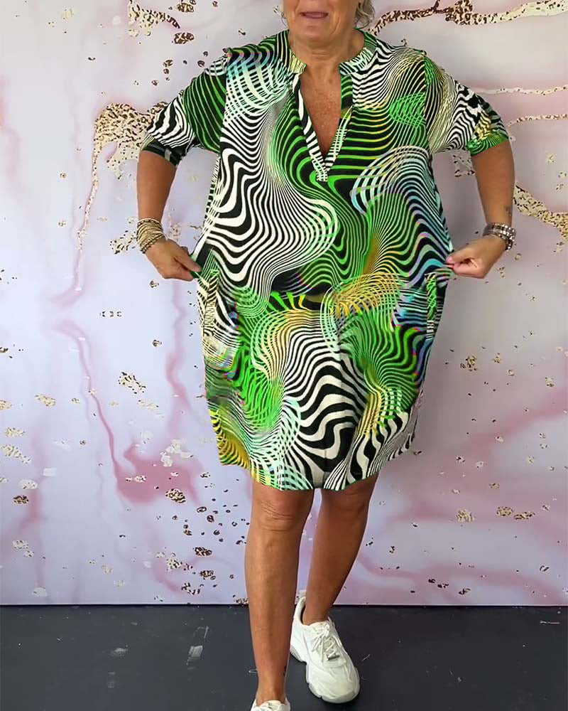 Ria - Elegáns V-nyakú Ruha