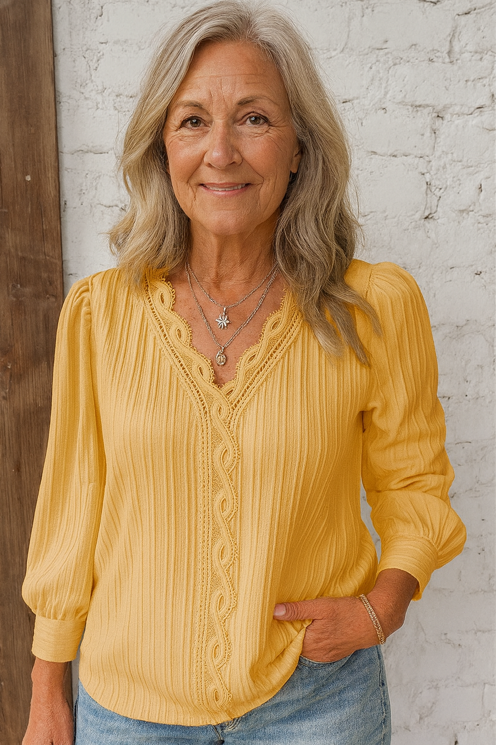 Lilly - Elegáns Plisszírozott Blúz