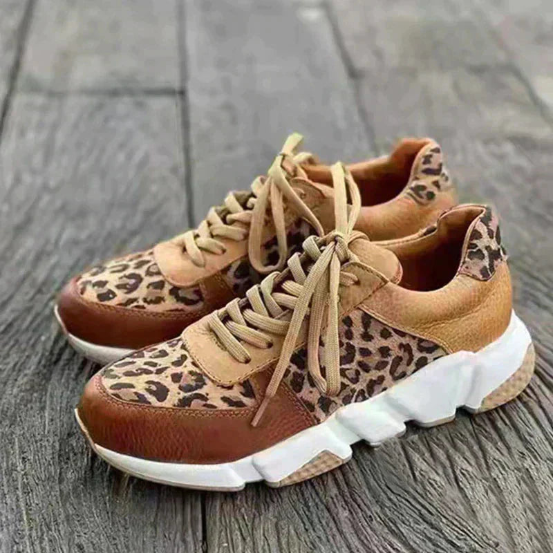 Femke - Leopárd Sneakers Trend