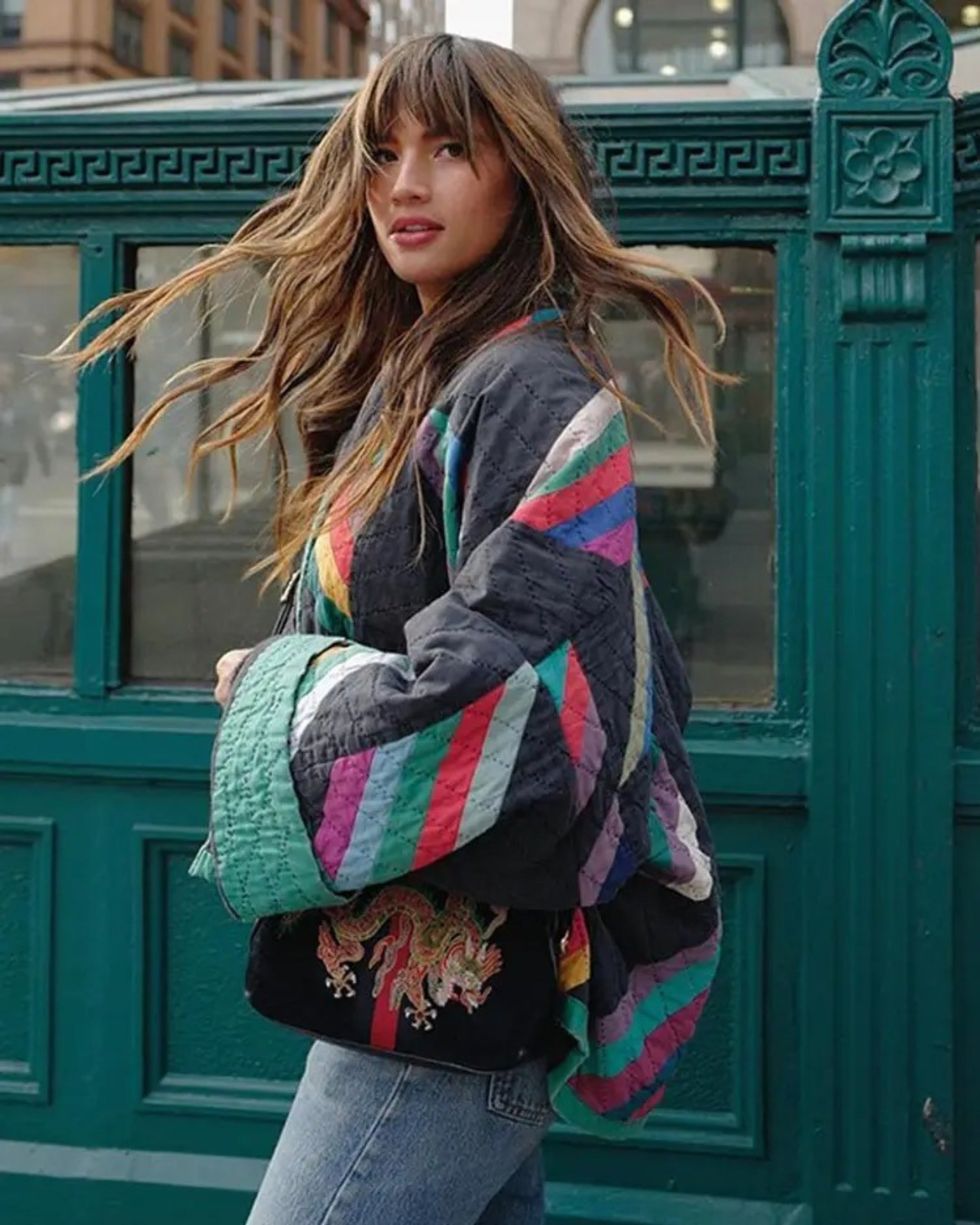 Kaia - Elegáns Ellenálló Dzseki